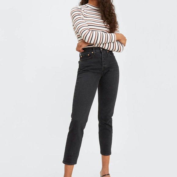Levi’s Black Wedgie Straight Jeans - Picture 1 of 4